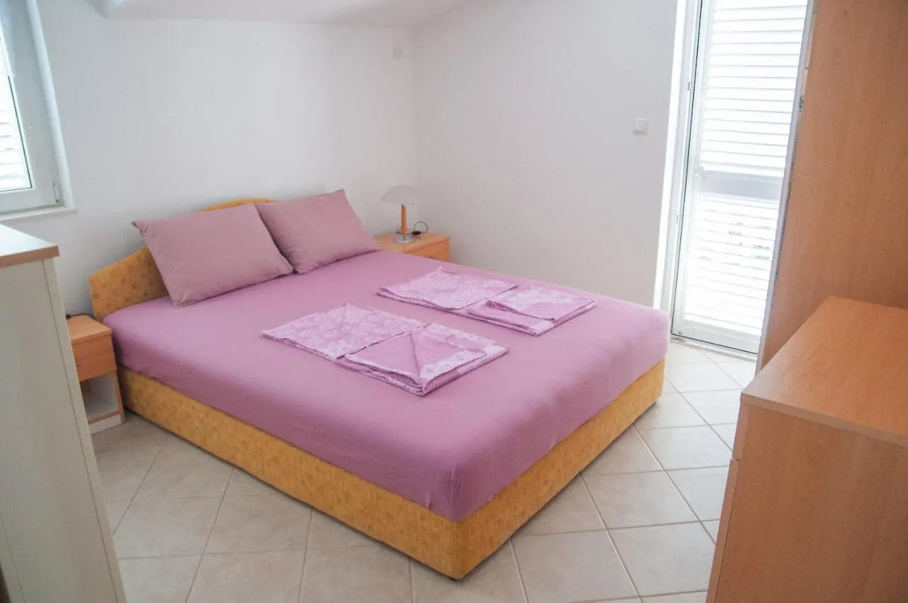 Apartment Villa Mia Trogir Kroatien